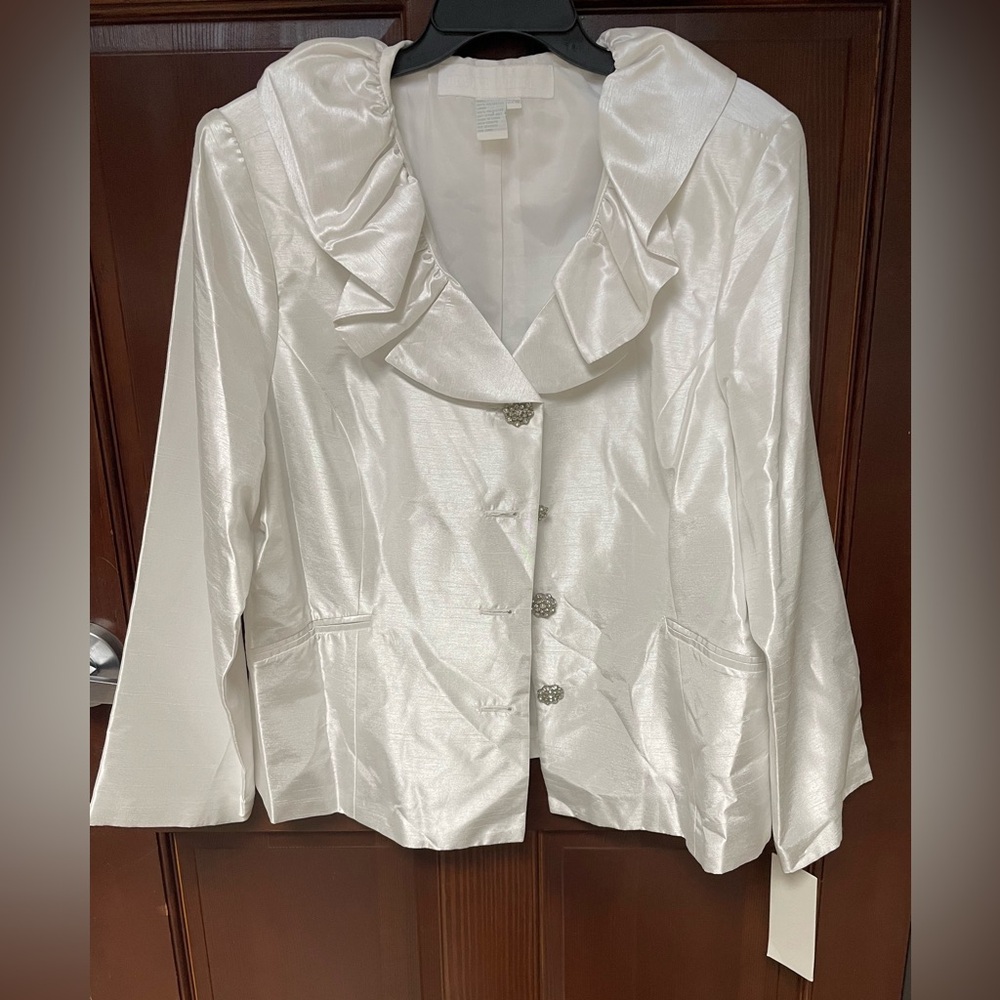 NWT Devine Whites Satin Women's Blazer/Blouse Size 22W